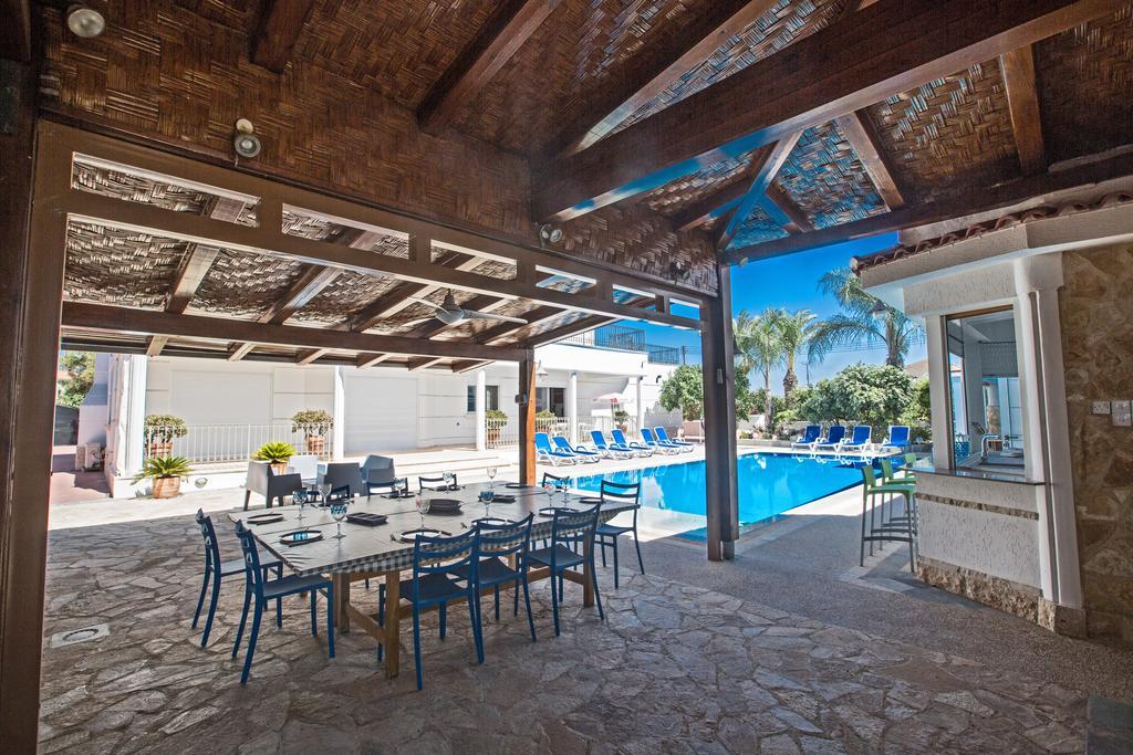 Papas Family Villa Паралимни Экстерьер фото